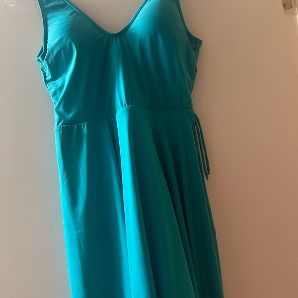 Elegant Teal One-Piece Swimsuit - Picture 1 of 7